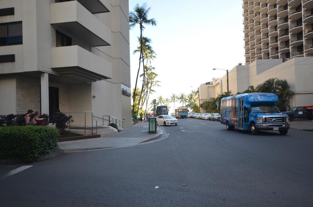 Tradewinds Waikiki 702 Hotel Хонолулу Екстериор снимка